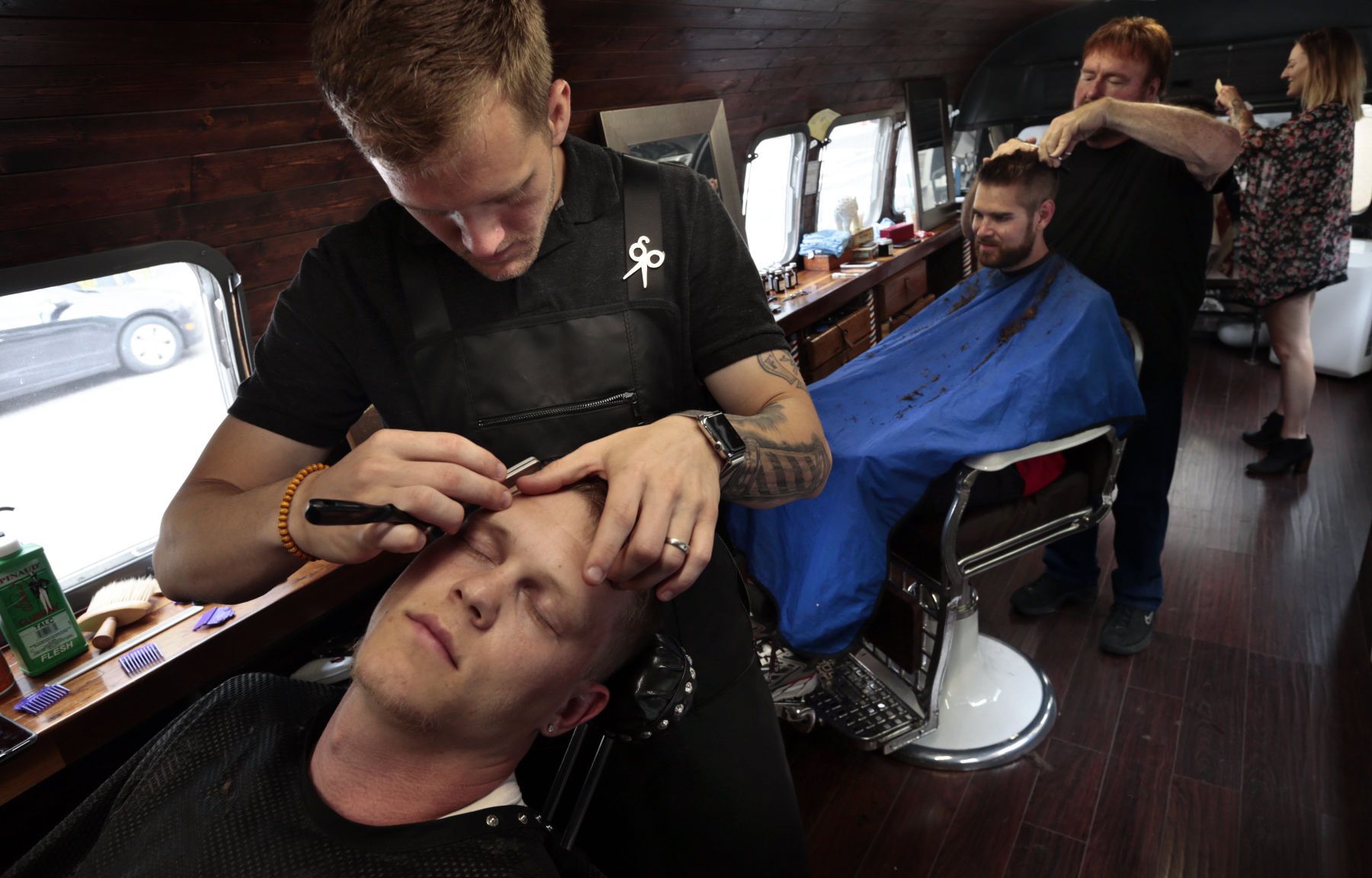 Dapper Den Grooming rolls into downtown